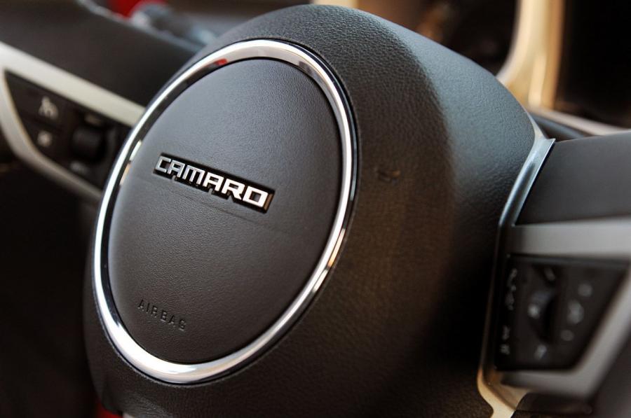  Chevrolet Camaro SS 2010 года  (фото 13 из 59)